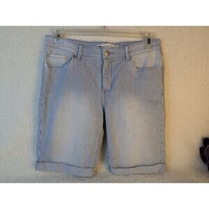 Levi’s Pinstripe Seersucker Bermuda Shorts Blue White Women’s Size 10 Waist